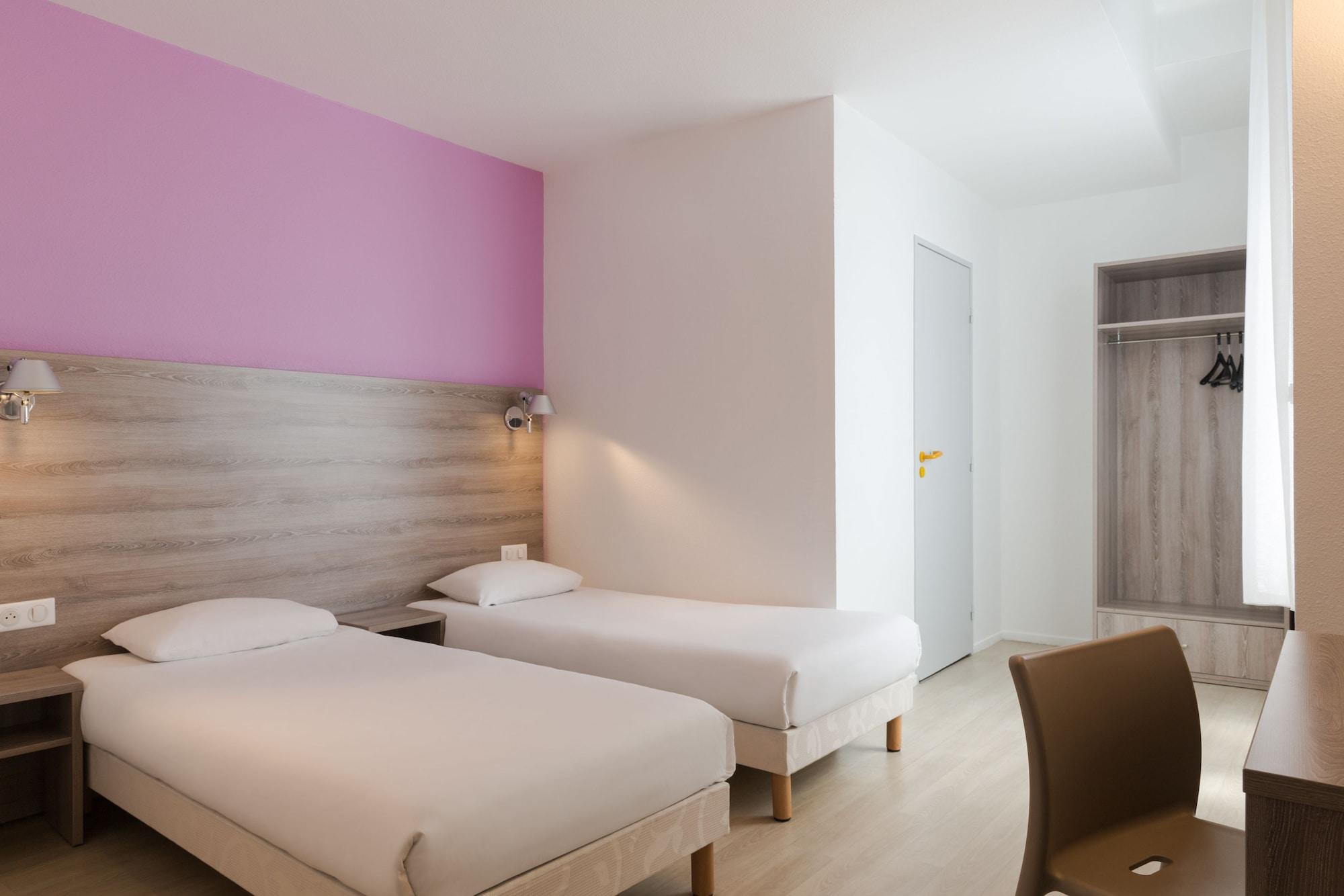 Brit Hotel Confort Nevers Centre Gare Buitenkant foto