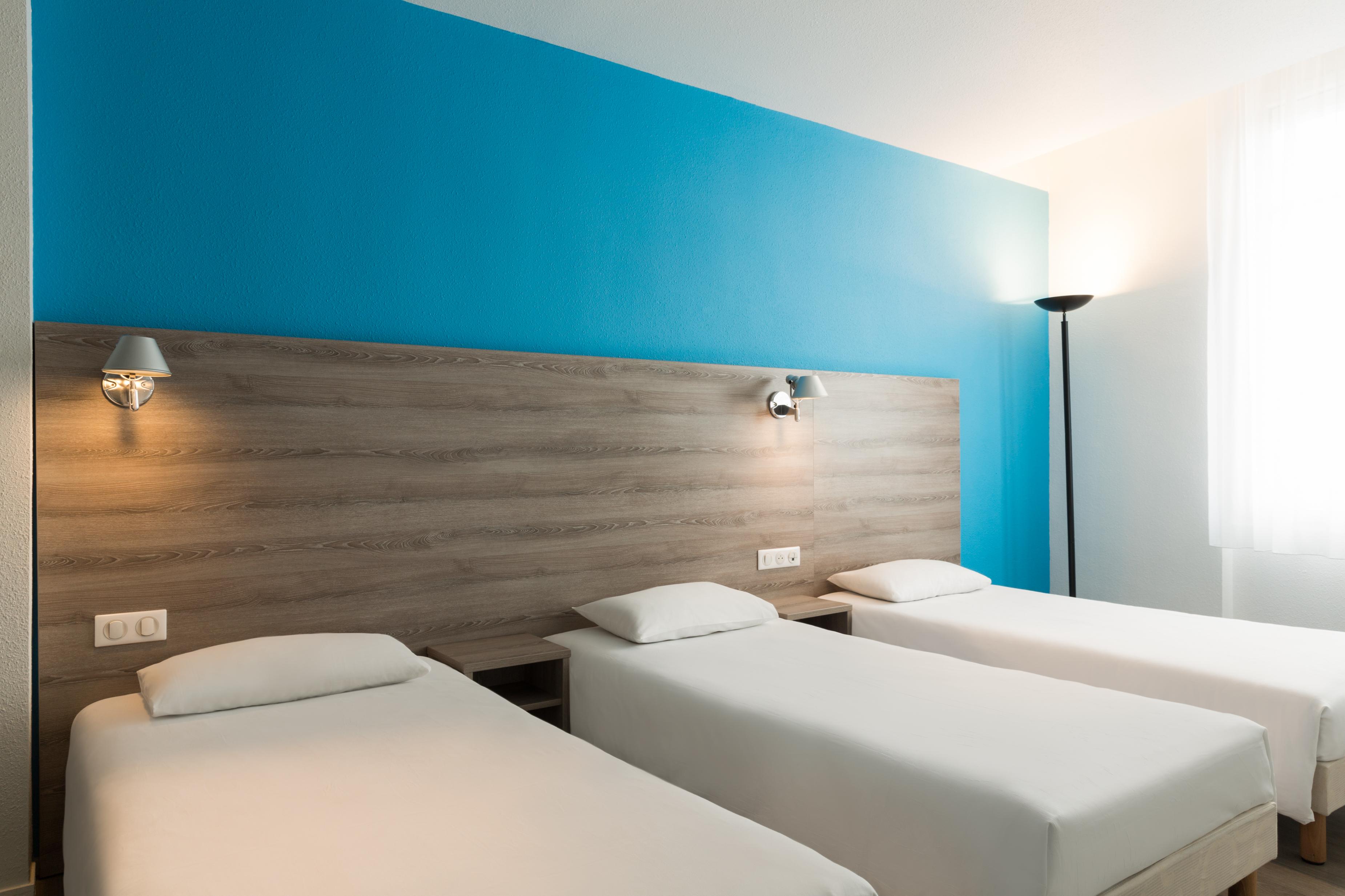 Brit Hotel Confort Nevers Centre Gare Buitenkant foto