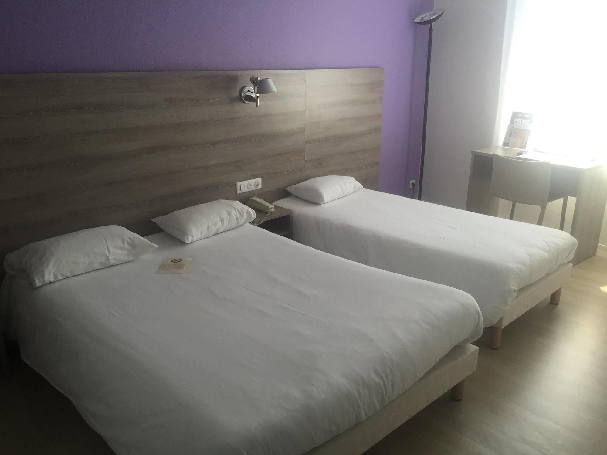 Brit Hotel Confort Nevers Centre Gare Buitenkant foto