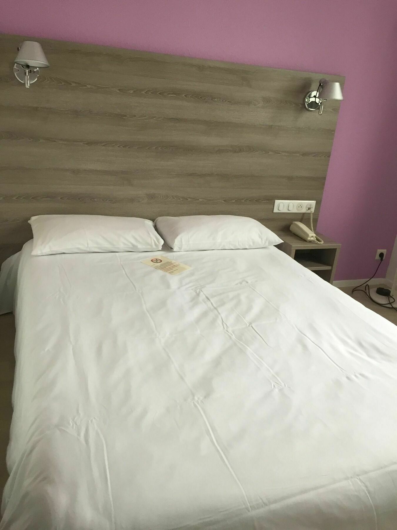 Brit Hotel Confort Nevers Centre Gare Buitenkant foto